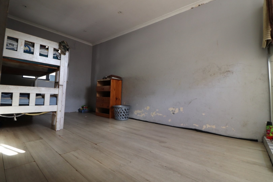 5 Bedroom Property for Sale in Churchill Estate Western Cape